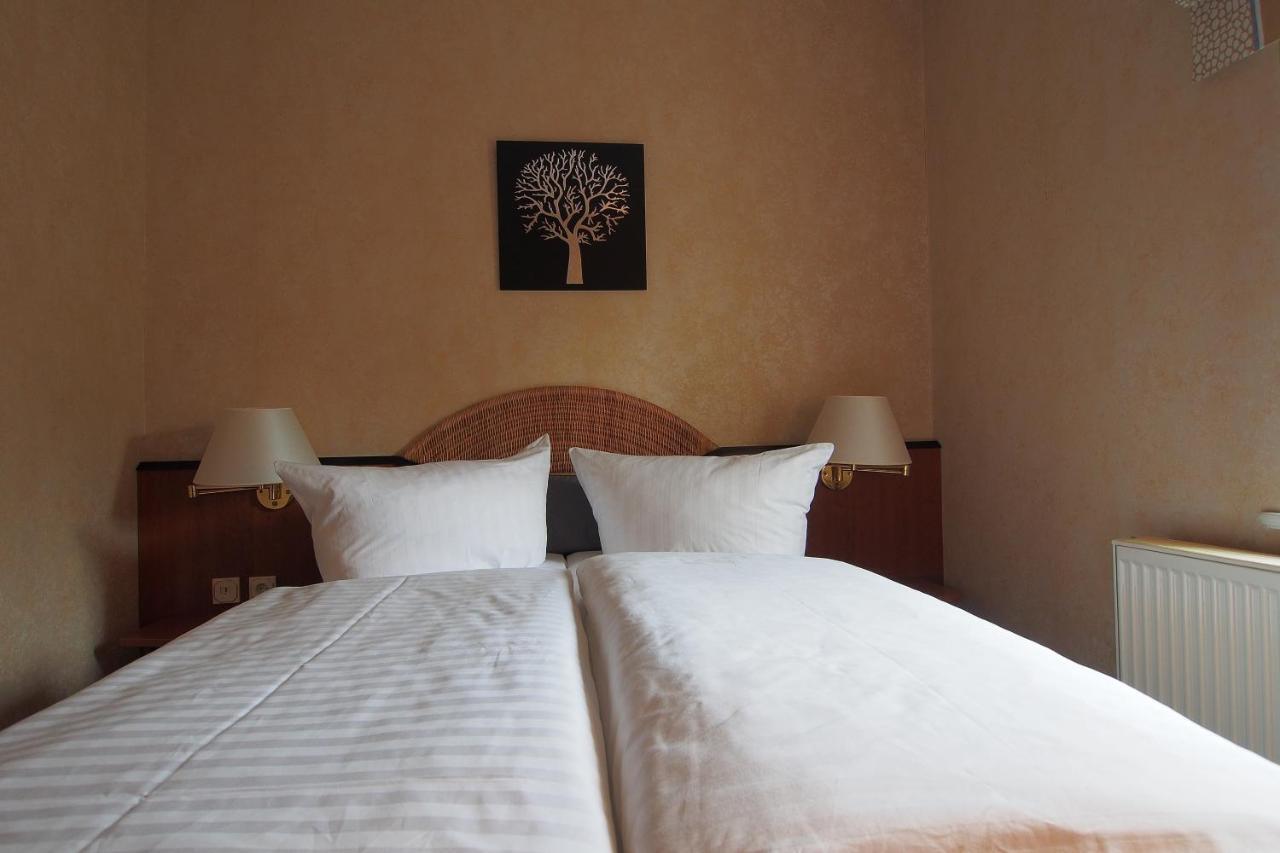 Hotel Schlossvilla Derenburg Номер фото